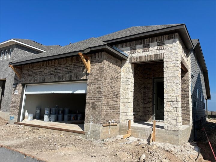 Property Photo: 109 Clover Bend TX 78642