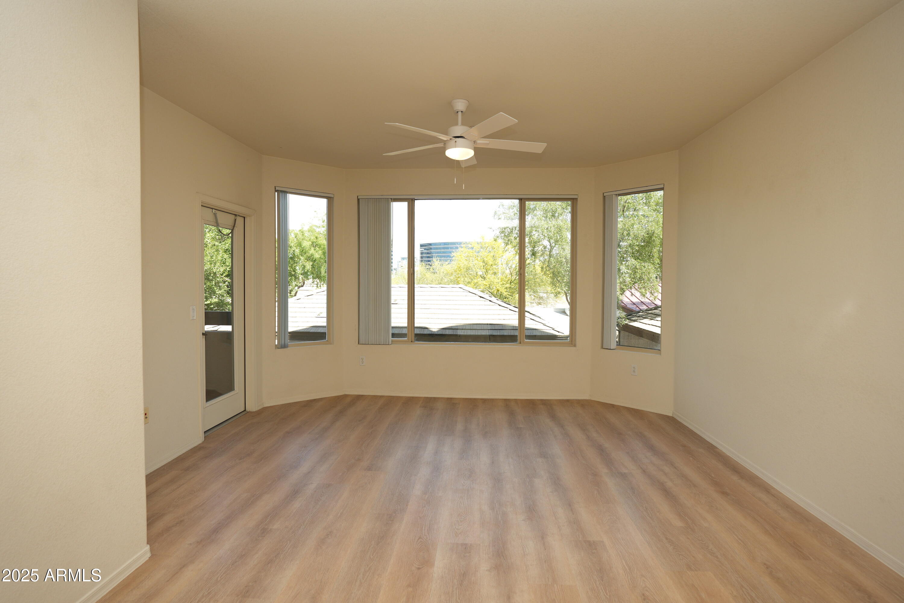 Property Photo:  435 W Rio Salado Parkway 210  AZ 85281 