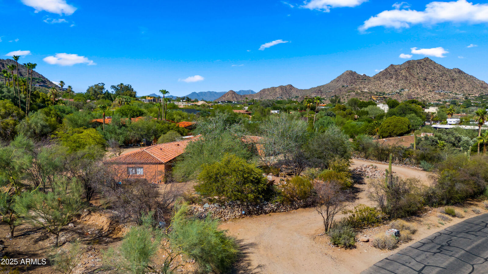 Property Photo:  4510 E Pepper Tree Lane 14  AZ 85253 