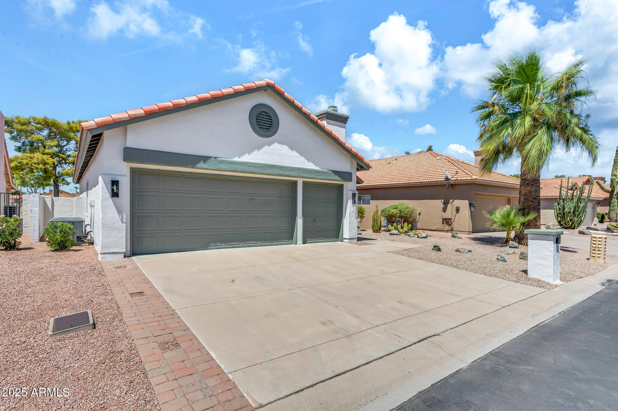 Property Photo:  10914 E Navajo Drive  AZ 85248 