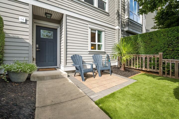 Property Photo:  4949 47A Avenue 14  BC V4K 1T6 
