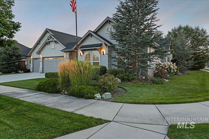Property Photo: 751 S Mace Ranch Way ID 83616-4109