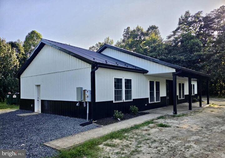 Property Photo:  2119 Desha Road  VA 22560 