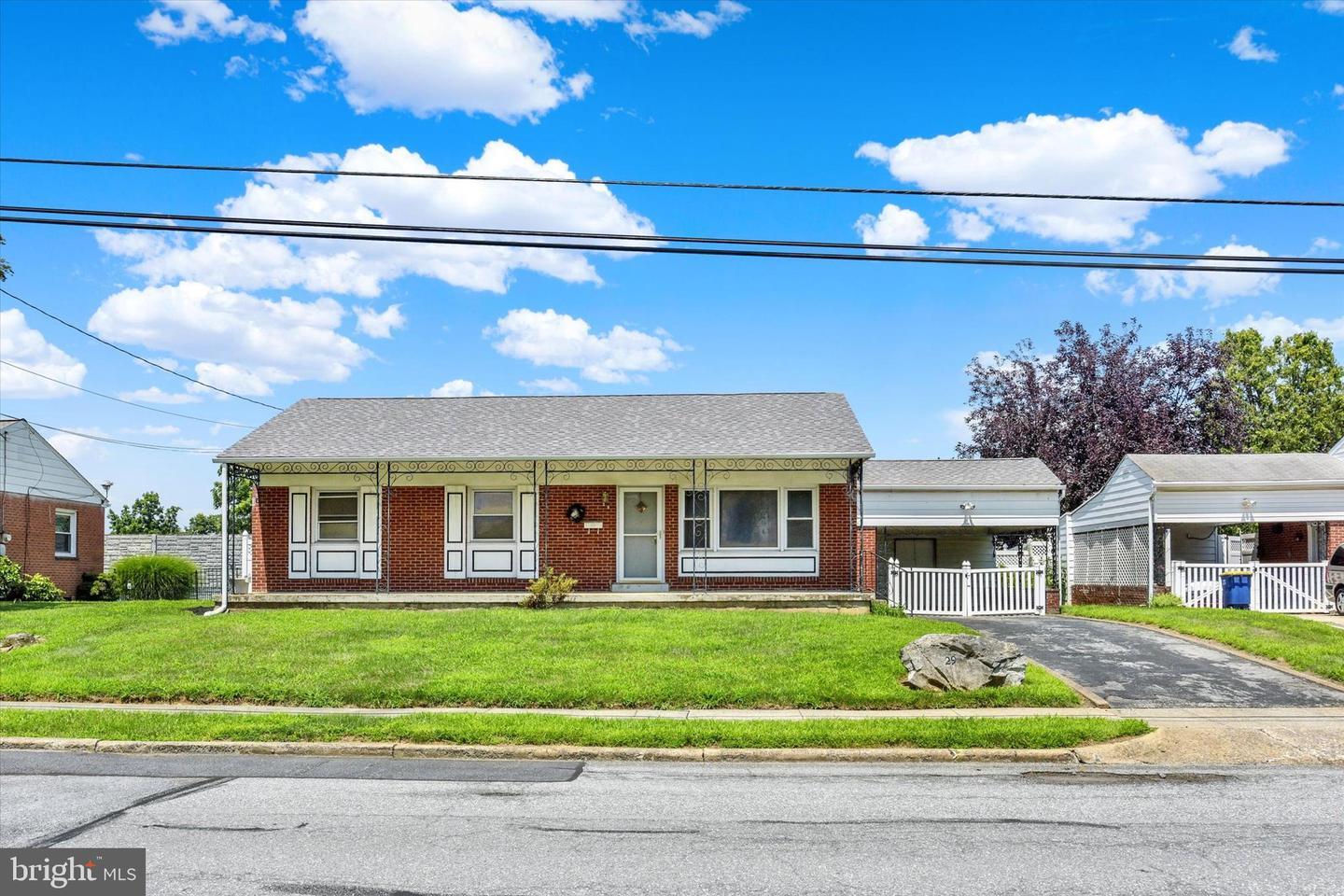 29 Kensington Drive  Camp Hill PA 17011 photo