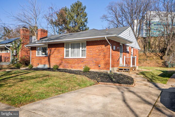 Property Photo:  1513 Flora Lane  MD 20910 