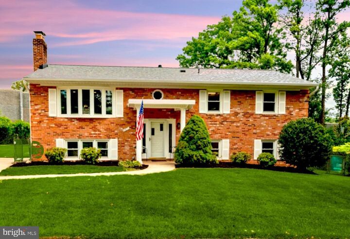 2811 Elsmore Street  Fairfax VA 22031 photo