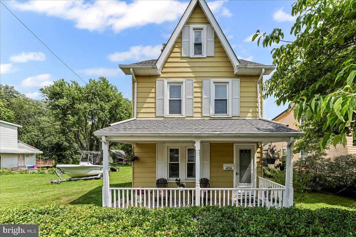 Property Photo:  406 Jefferson Avenue  PA 19335 