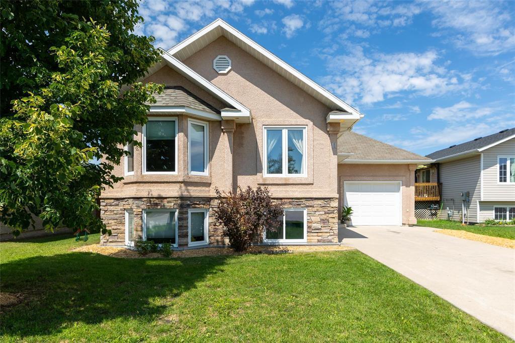 Property Photo: 11 Westview Drive MB R5G 2C2