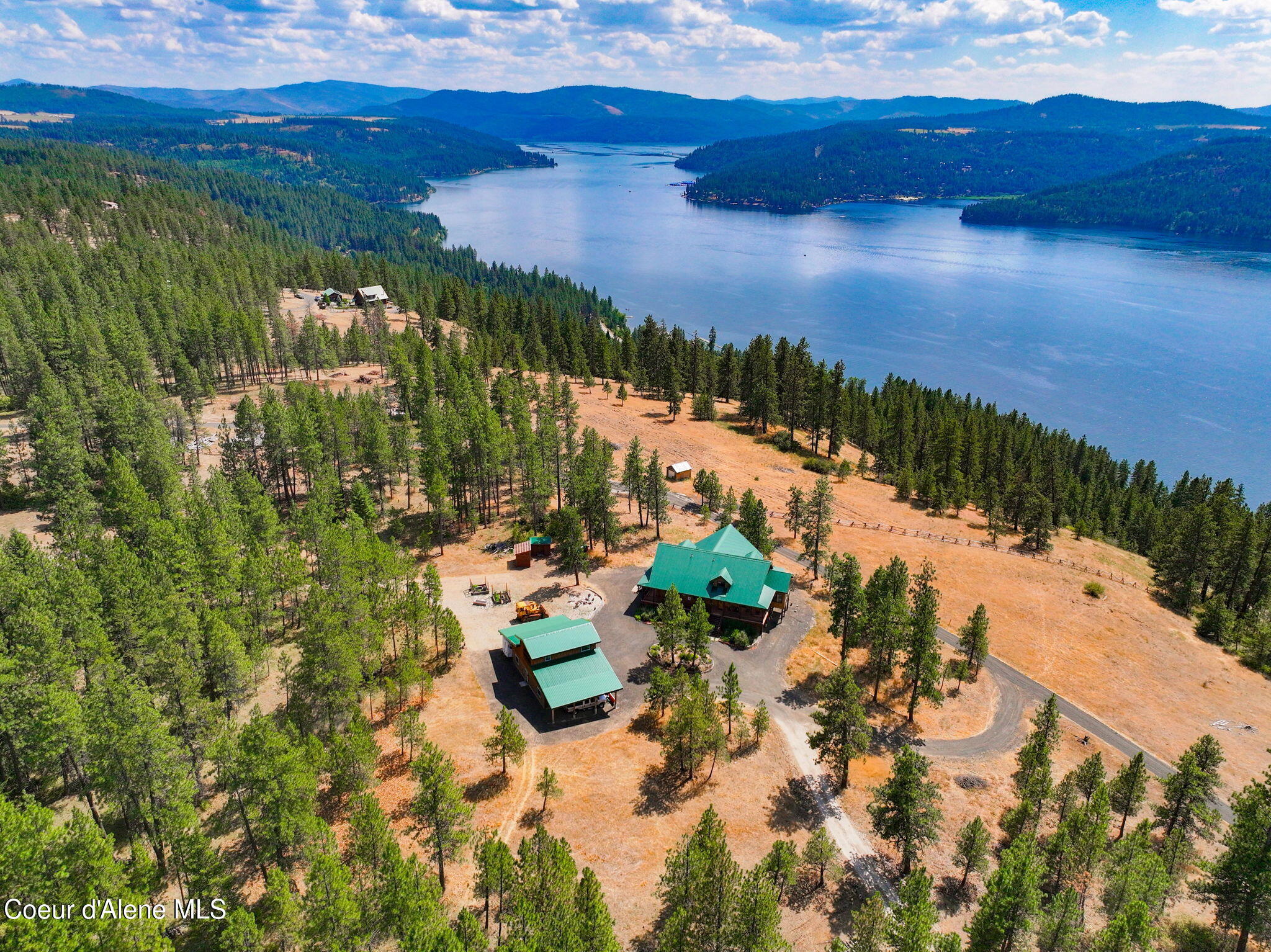 Property Photo:  1979 E Falcon Crest Rd  ID 83833 