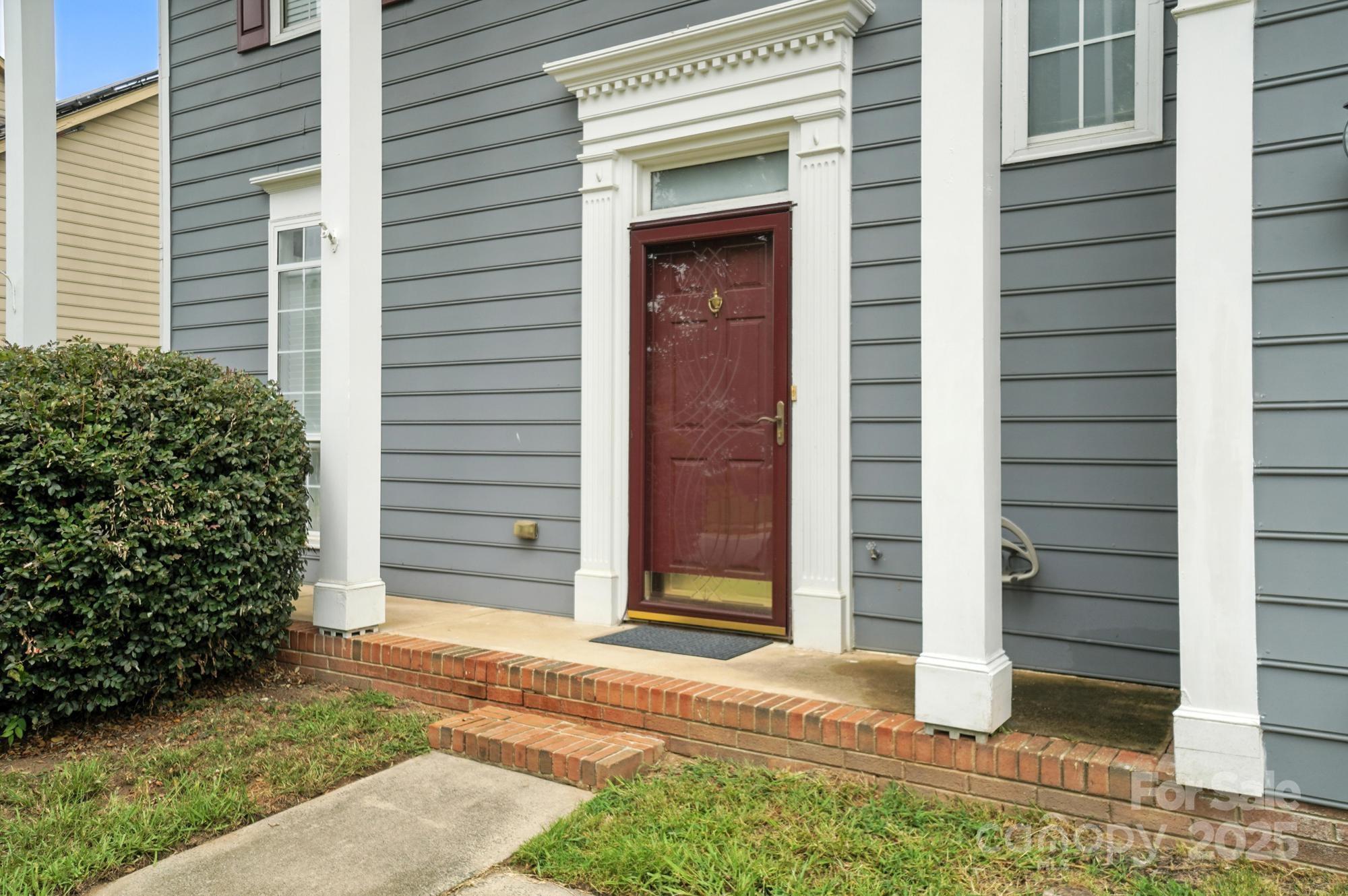 Property Photo: 13505 Walkers Creek Drive NC 28273