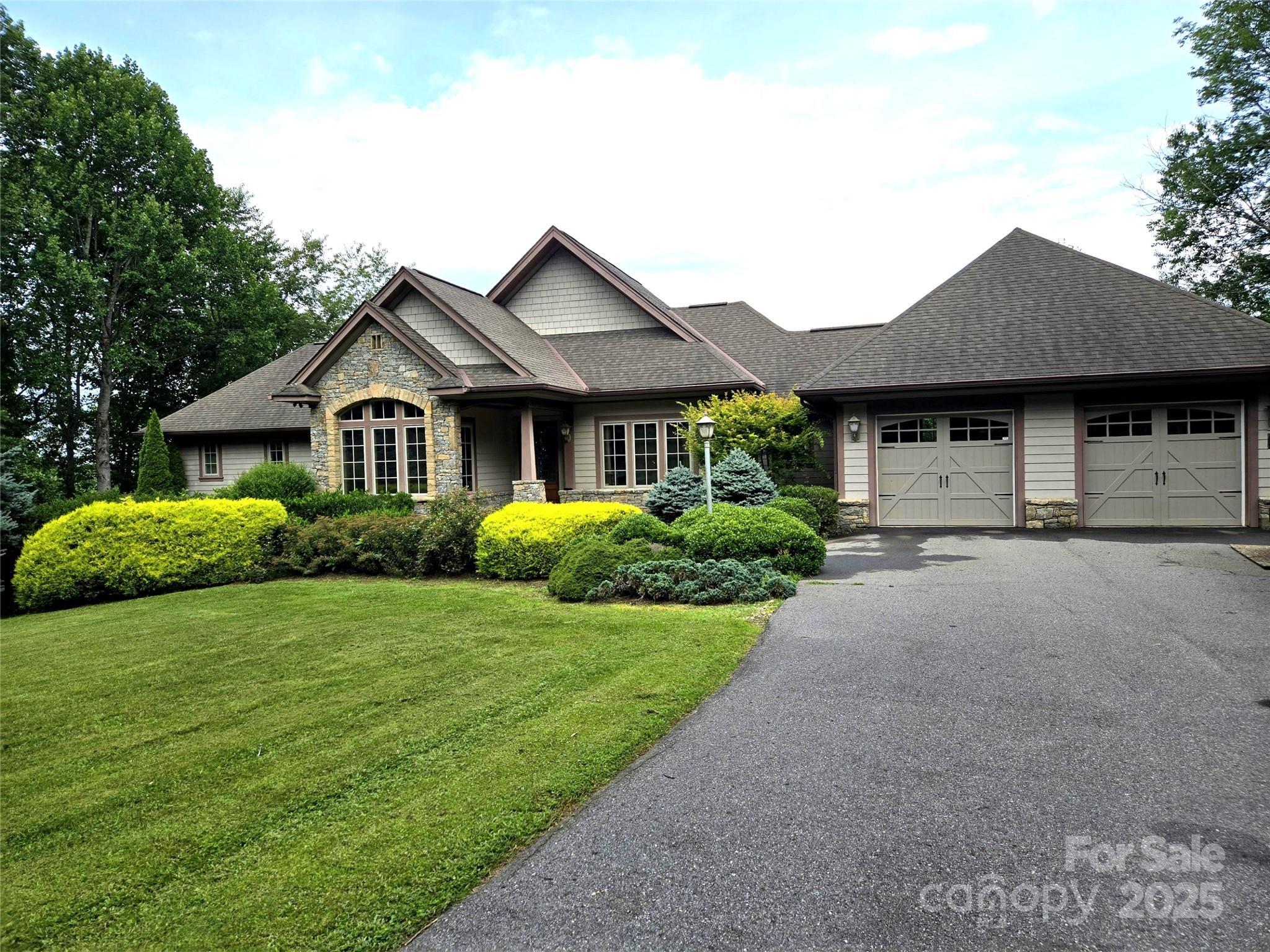 149 Cardinal Lane  Waynesville NC 28786 photo