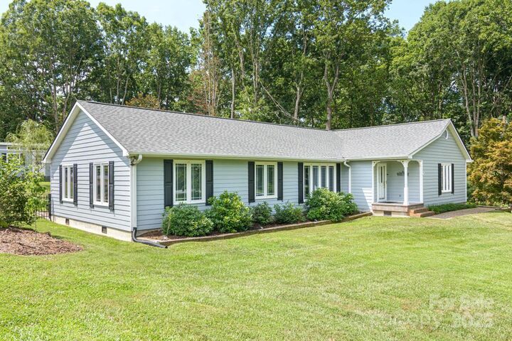 Property Photo: 231 Kimberly Ann Drive NC 28792