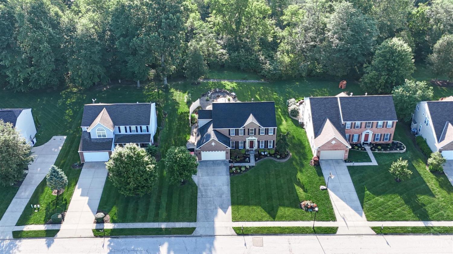 Property Photo: 1081 Hayward Circle OH 45150