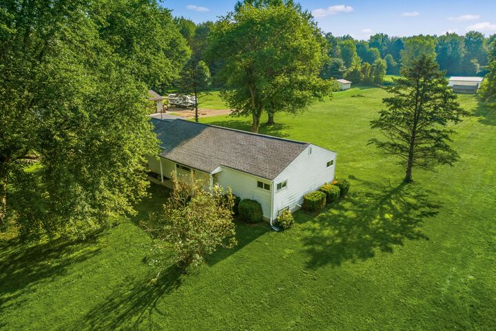 Property Photo:  4623 York SW Road  OH 43062 