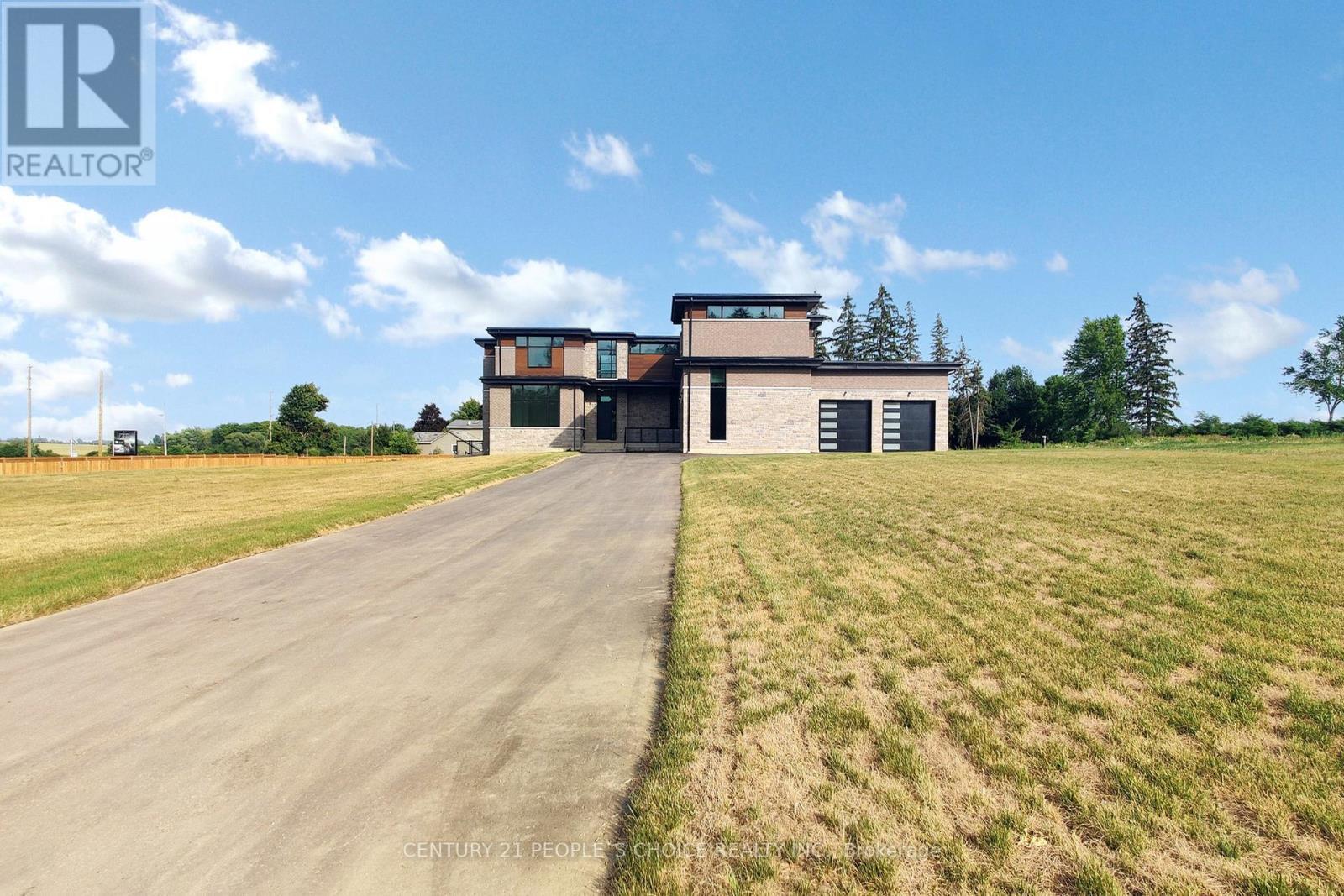 Property Photo: 14 Sugarbush Court ON L7G 4S7
