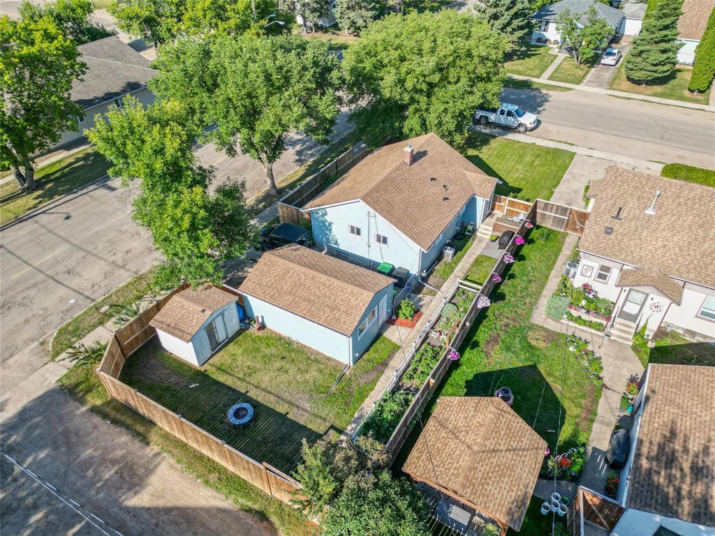 Property Photo: 1259 7th Street MB R7A 3V6