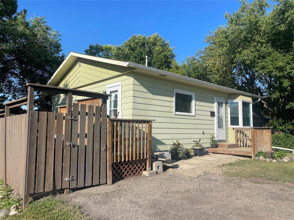 Property Photo: 159 Maple Avenue MB R0M 0T0