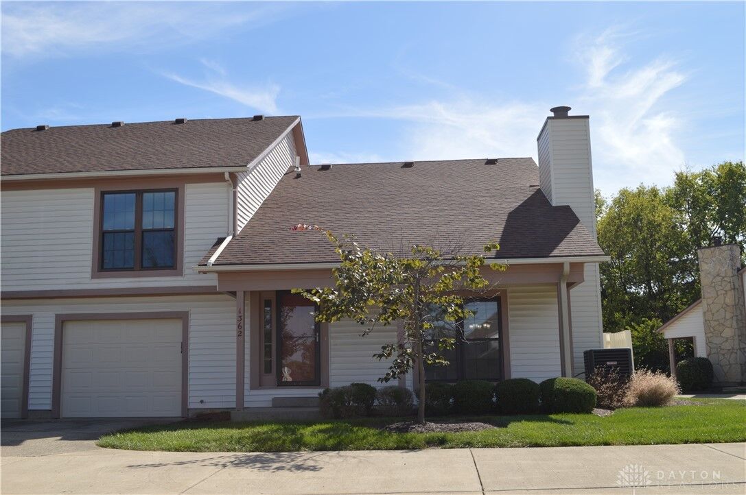 Property Photo: 1362 Sanzon Drive OH 45324