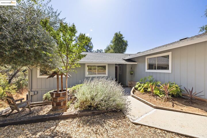 Property Photo: 20625 Gopher Dr CA 95370