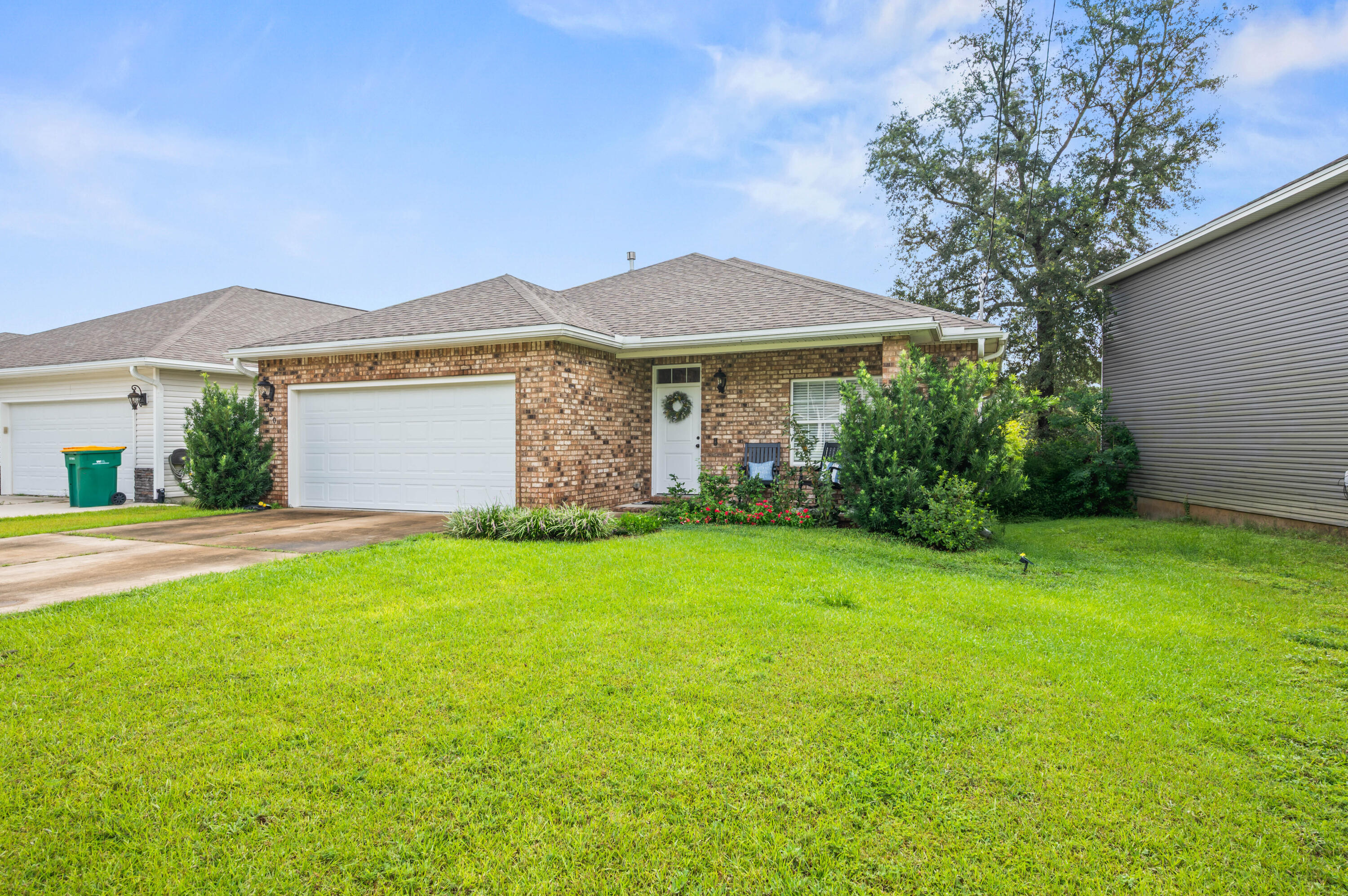 Property Photo: 350 Fir Avenue FL 32578
