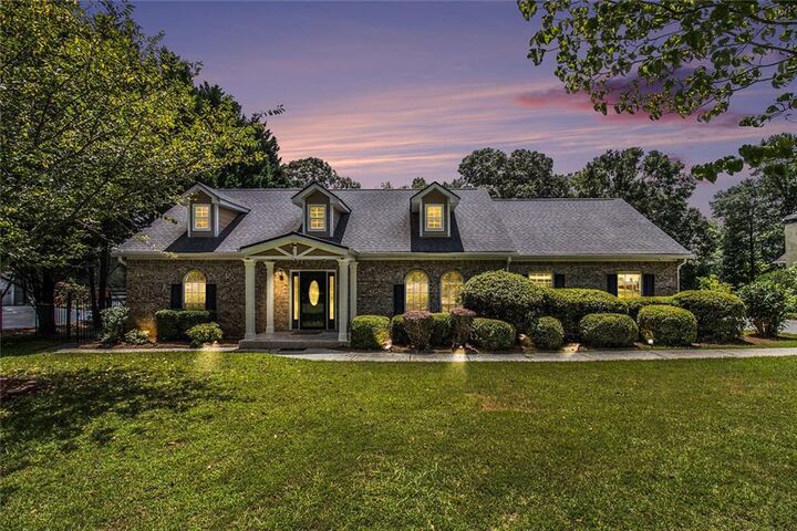 96 Pointe View Court  Jackson GA 30233 photo