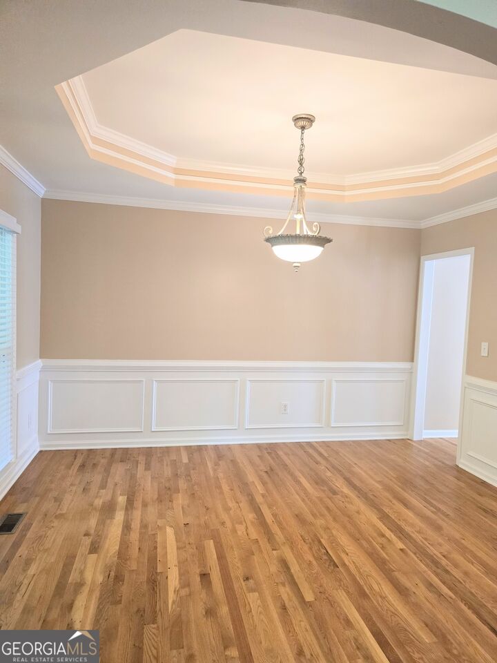 Property Photo: 7229 Meadow Point Drive GA 30087