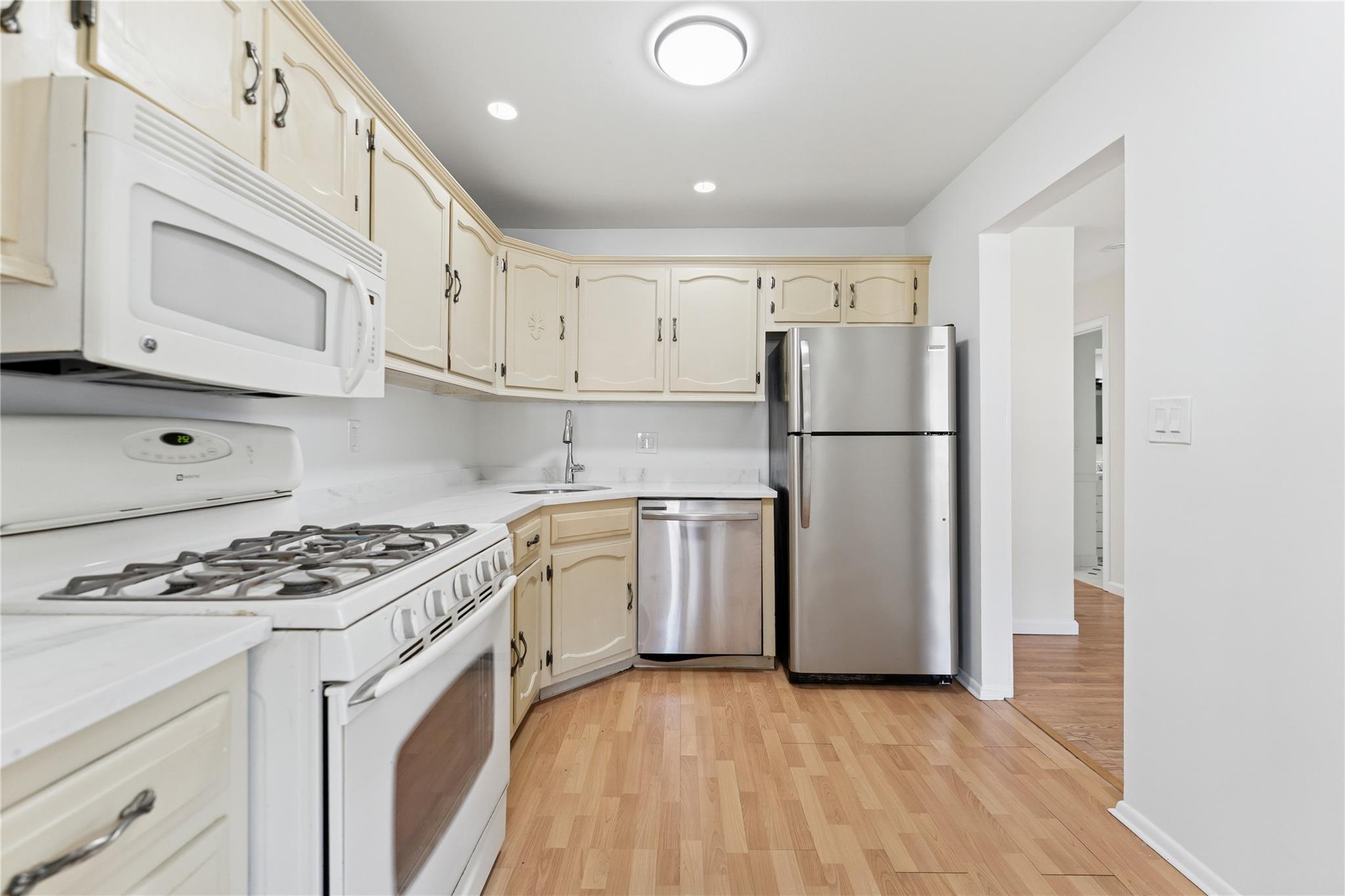 Property Photo: 109 Doxbury Lane NY 10901