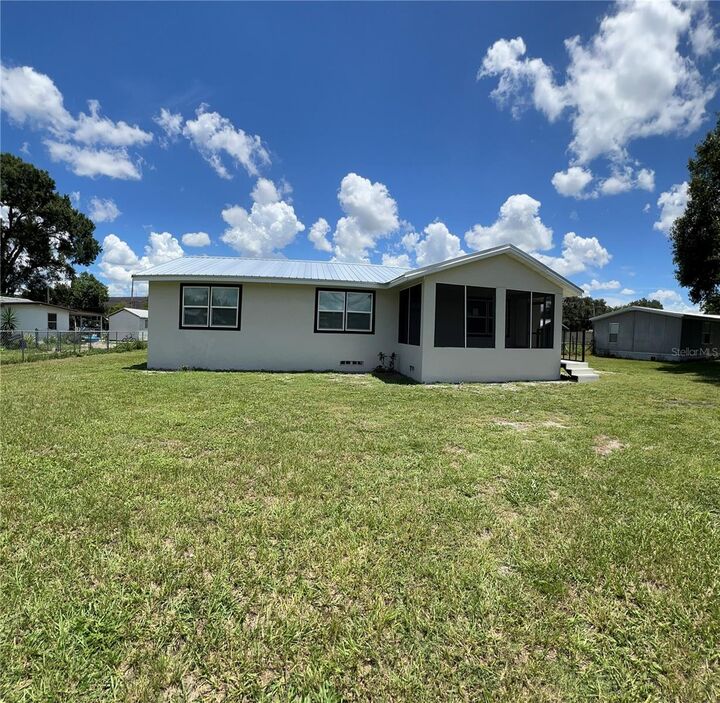 Property Photo:  203 Clearwater Avenue  FL 33868 