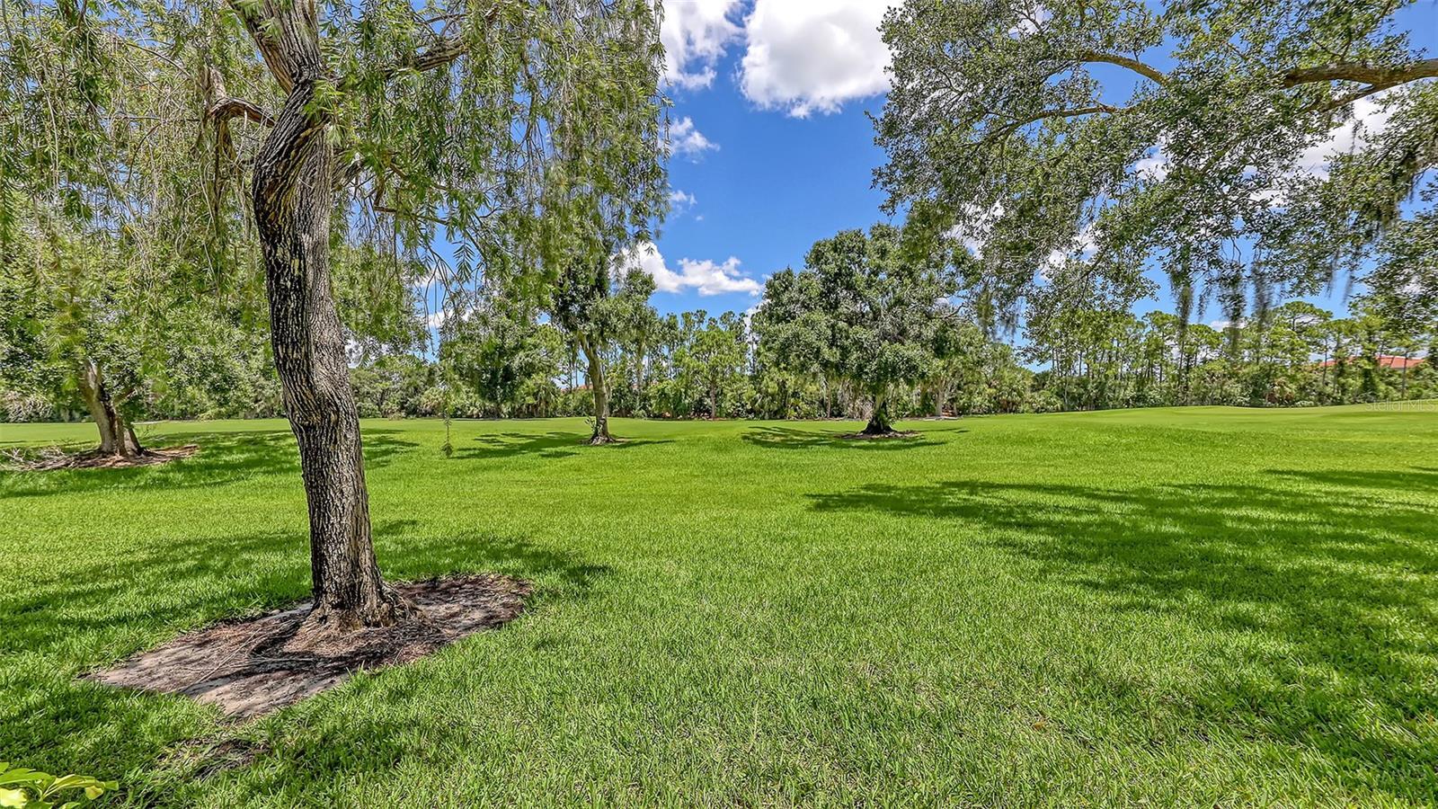 Property Photo: 4573 Kingsmere 27 FL 34235