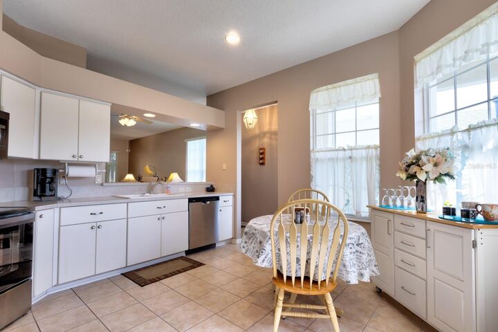 Property Photo:  5810 Celebration Way  FL 34748 