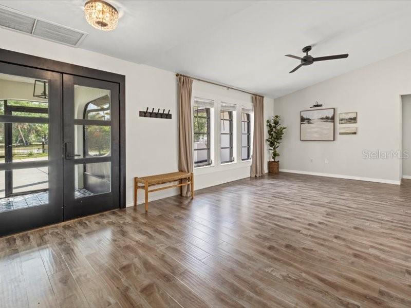 Property Photo: 15650 Prairie Creek Boulevard FL 33982
