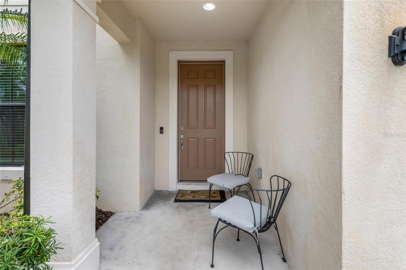 Property Photo: 2739 Sherman Oak Drive FL 34289