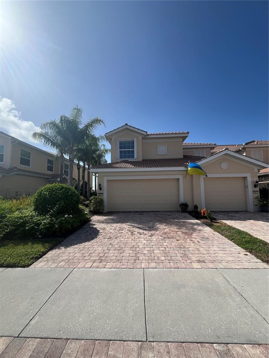 Property Photo:  5677 Fossano Drive 506  FL 34238 
