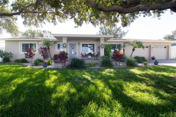 8002 115th Street  Seminole FL 33772 photo