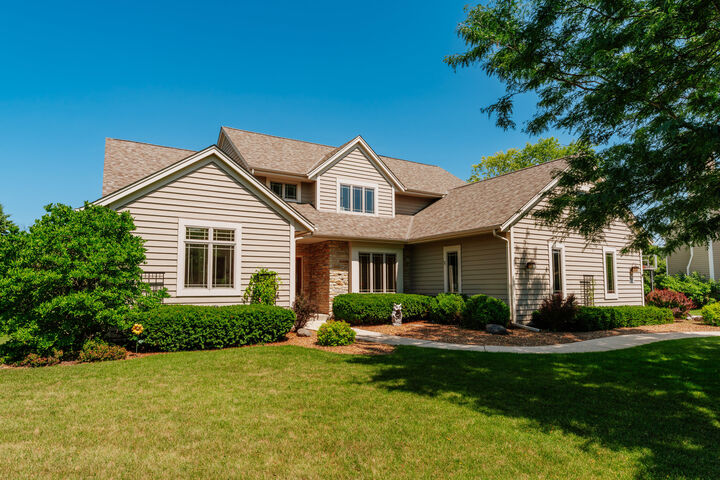 N36w22698 Long Valley Rd  Pewaukee WI 53072 photo