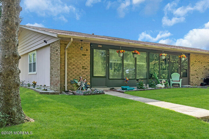 Property Photo:  24A Yorkshire Court  NJ 08759 