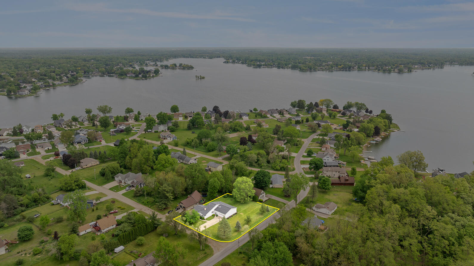 Property Photo:  121 Bennington Lane  MI 49230 