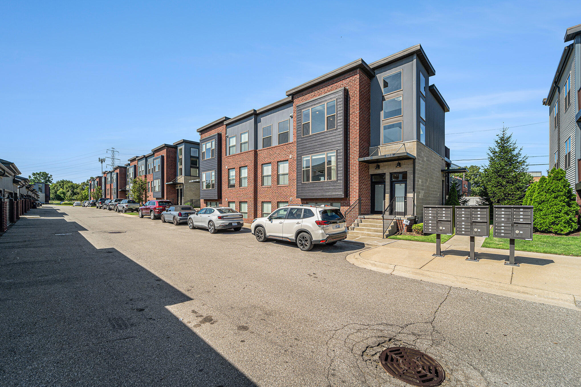 1220 Diamond Court  Royal Oak MI 48067 photo