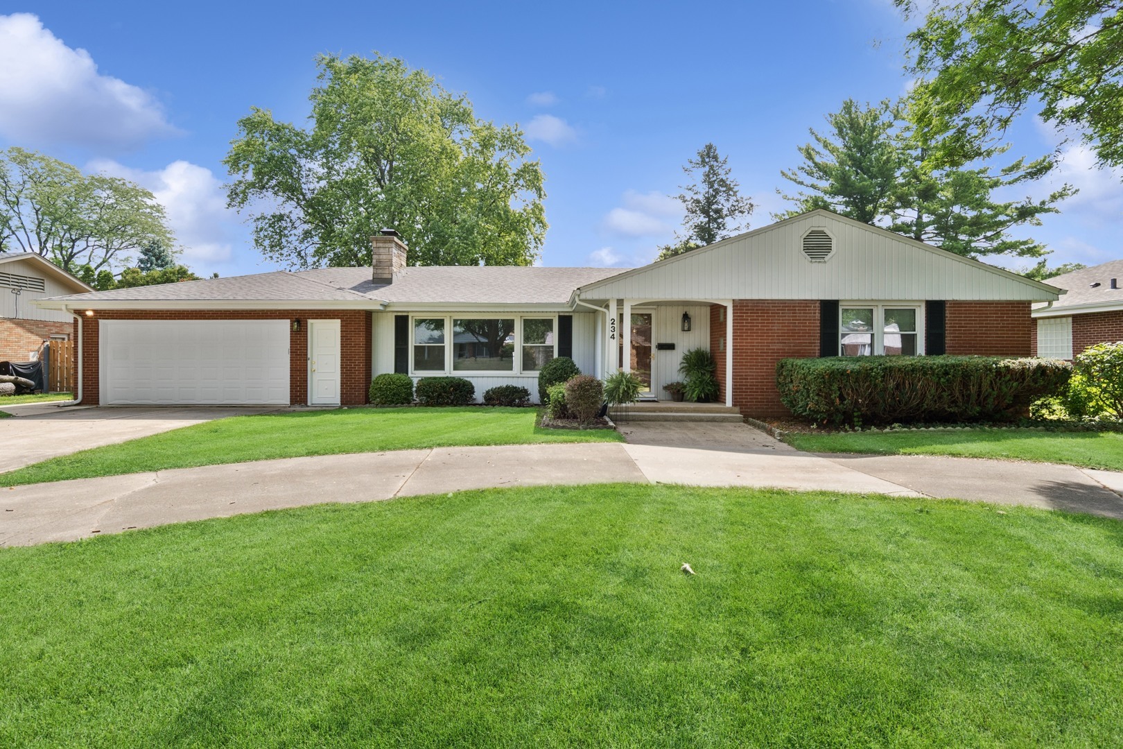 Property Photo: 234 Alschuler Drive IL 60506