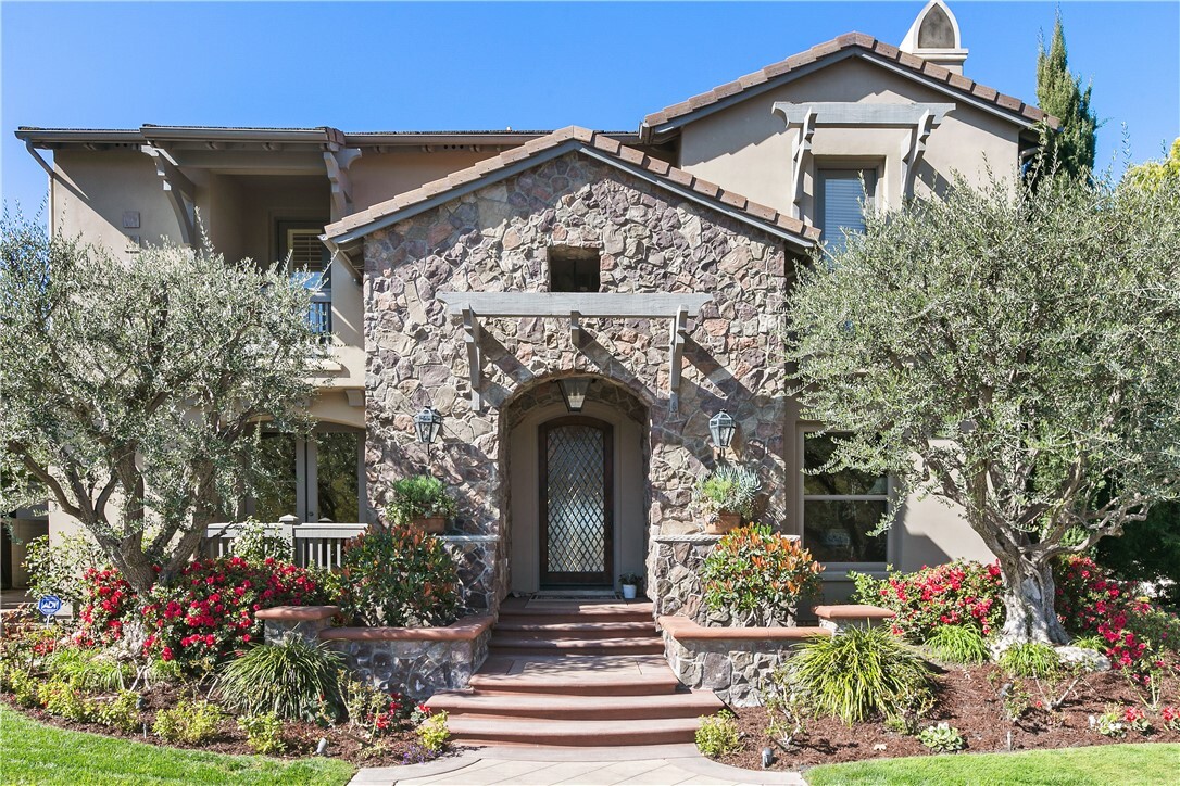 1 Running Brook Drive  Coto De Caza CA 92679 photo