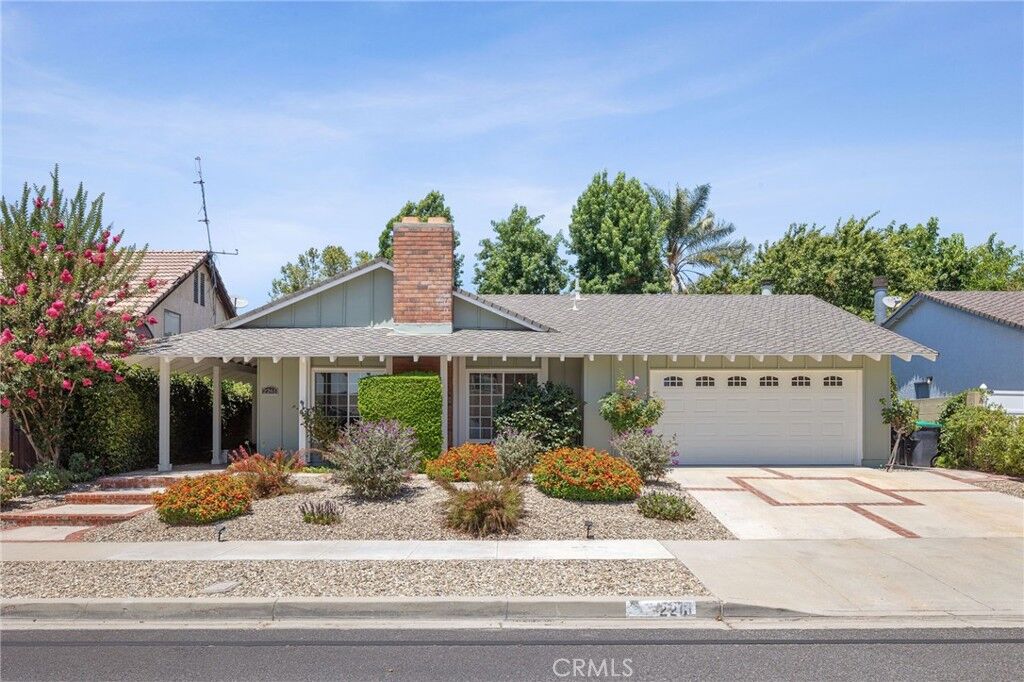 Property Photo: 2261 Knollhaven Street CA 93065
