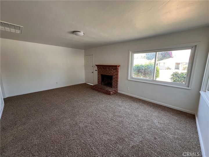 Property Photo:  2419 W Harvard Avenue  CA 93277 