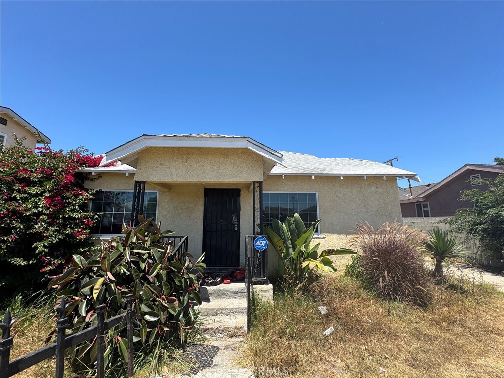 Property Photo: 1111 W 98th Street CA 90044