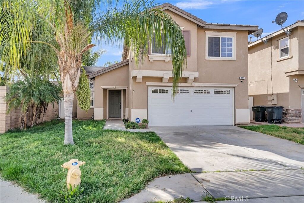 Property Photo: 277 Avenida San Miguel CA 92571