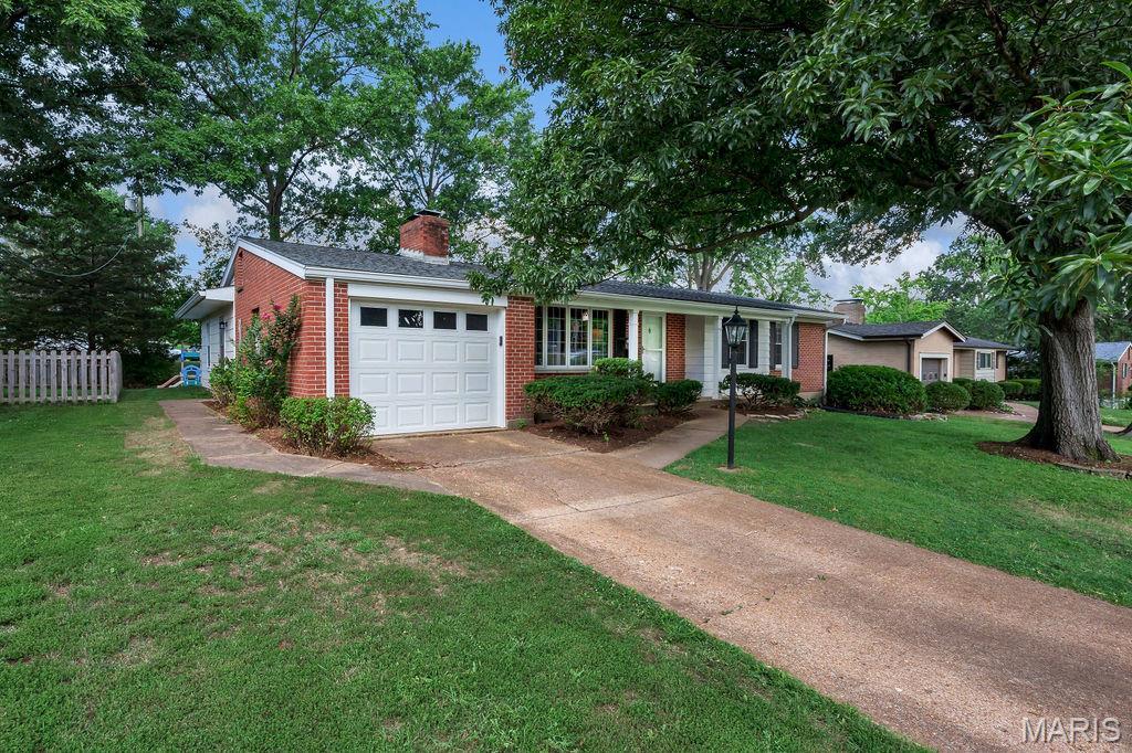 Property Photo:  1205 Laven Del Lane  MO 63122 
