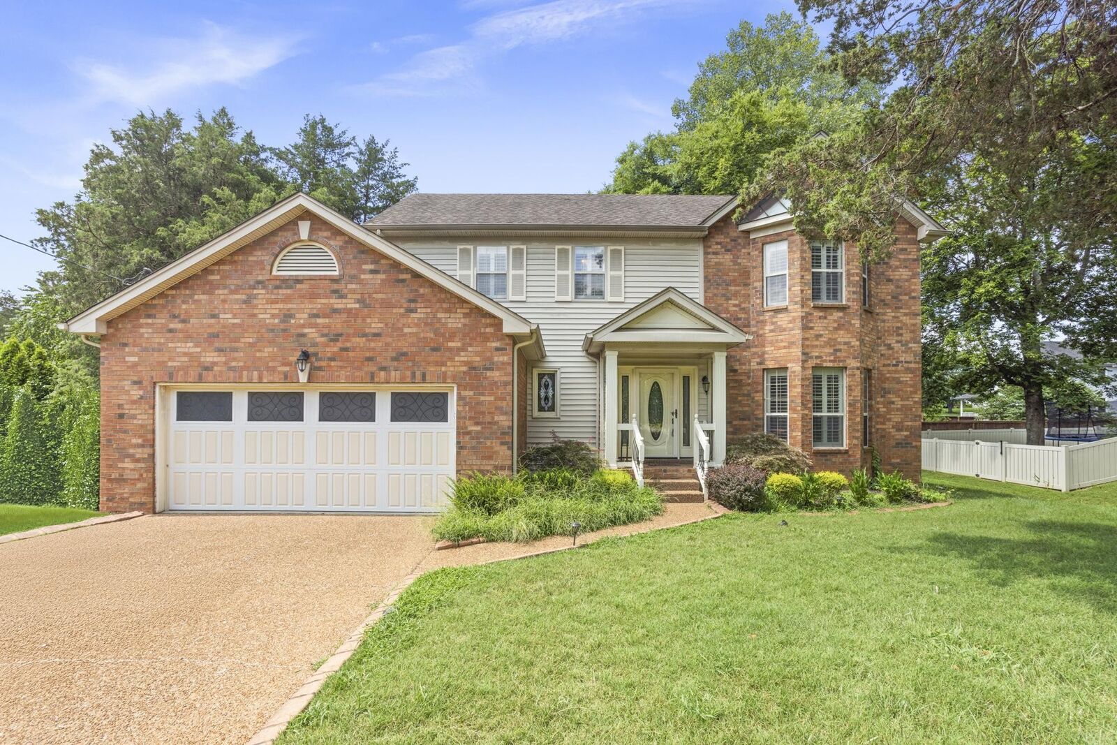 Property Photo:  505 Breslin Ave  TN 37167 