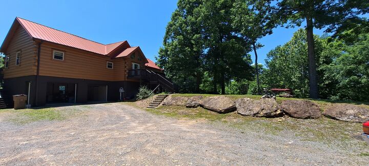 Property Photo: 1027 Garland Hollow Rd TN 37143