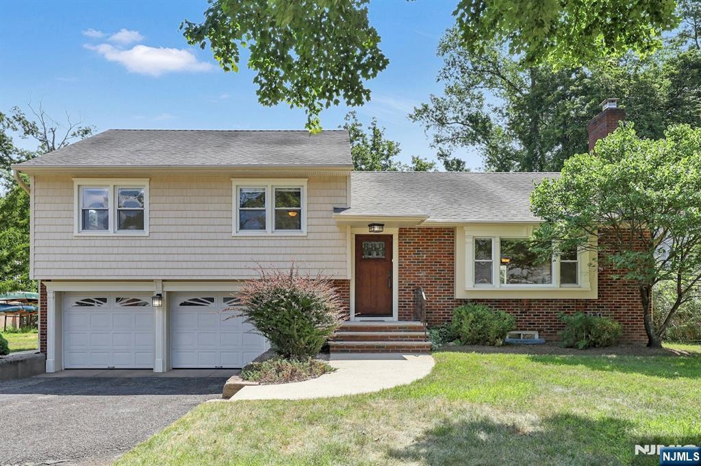 161 Jeffer Court  Ridgewood NJ 07450 photo