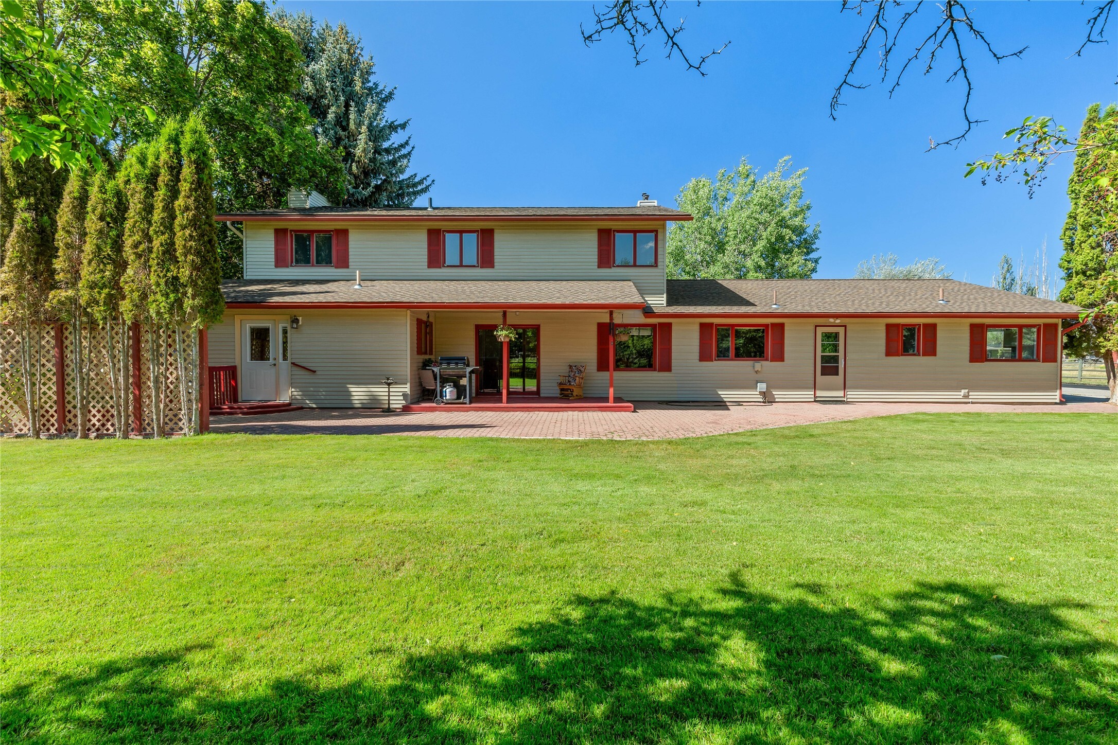Property Photo: 1324 Pony Place MT 59804