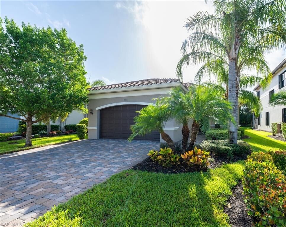 Property Photo:  4462 Crimson Ave  FL 34119 